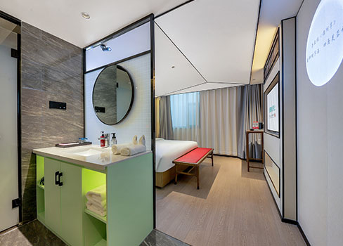 Polished Aluminum Trim in Kitchens and Bathrooms: Adding a Sleek Touch